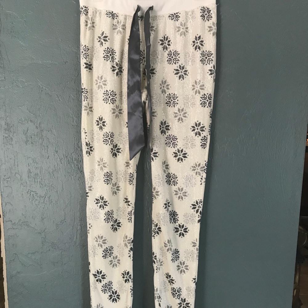 Sleep wear NWOT youth